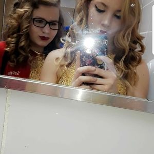 Meet your Posher, Sam